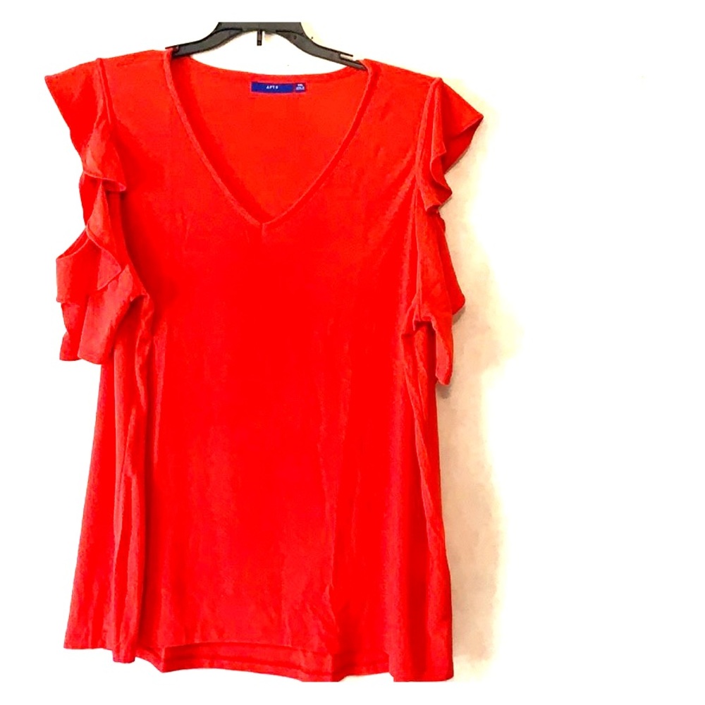 Cold shoulder top